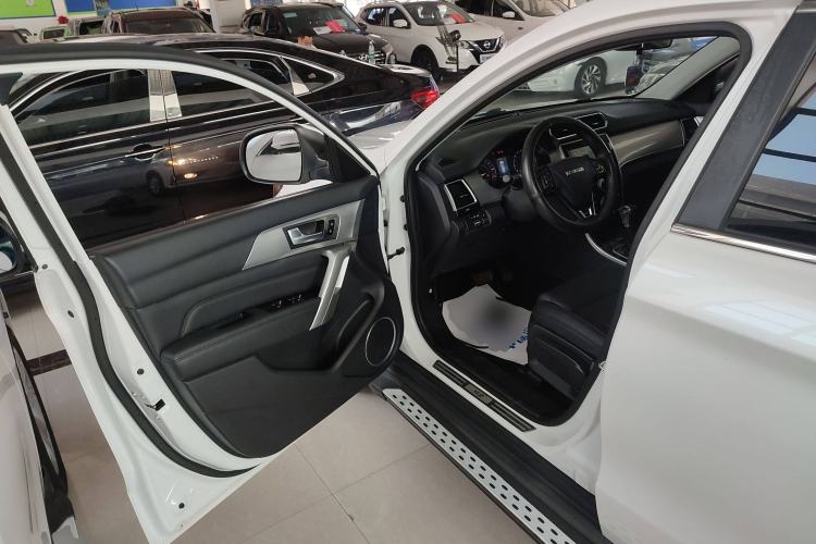 Used Haval H2 2017 Red-Label 1.5T Automatic Two-Wheel Drive Luxury Model