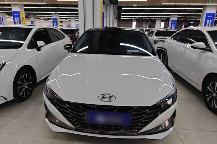 Used Hyundai Elantra 2021 1.5L CVT LUX Prestige Edition