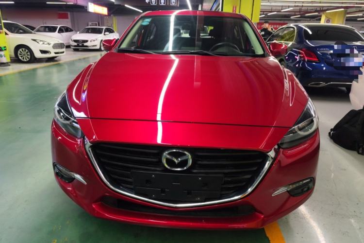 Used Mazda 3 Axela 2017 Hatchback 1.5L Automatic Luxury Model Emission Standard China V