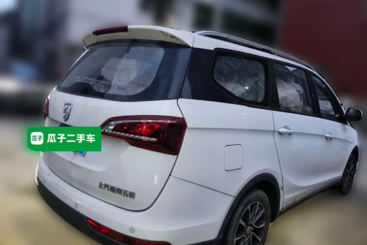 Used Baojun 730 2019 1.5L Manual Fashion Model 7-seater National V Rear Right 45 Deg
