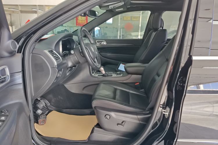 Used Jeep Grand Cherokee 2020 3.0L Professional Navigation Edition
