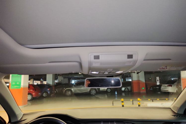 Used Volkswagen T-ROC 2020 280TSI DSG Two-Wheel Drive Comfort Version