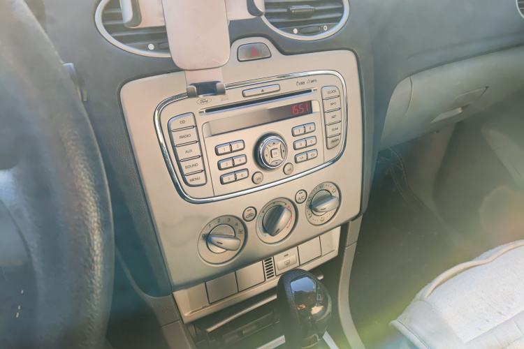 Used Ford Focus 2013 Hatchback Classic 1.8L Automatic Base Model Audio And AC Panel