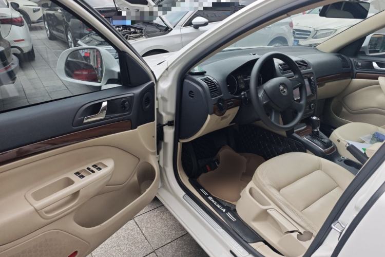 Used Skoda Octavia 2014 1.6L Automatic Yijun Edition
