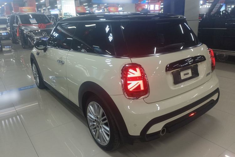 Used MINI MINI 2022 1.5T COOPER Artist