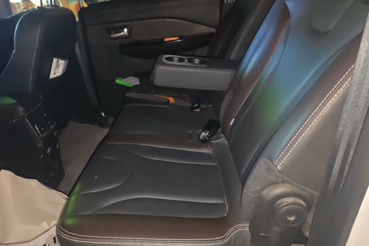 Used Dongfeng Fengon 370 2017 1.5L CVT Fashion Edition 7-Seater