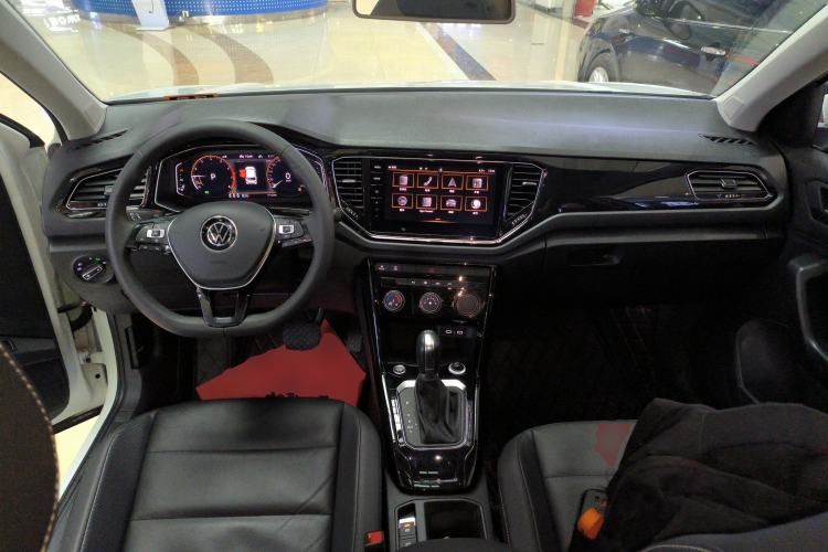 Used Volkswagen T-ROC 2021 280TSI DSG Two-Wheel Drive Comfort Connect Edition