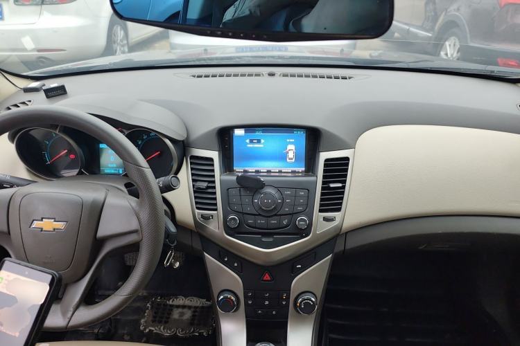 Used Chevrolet Cruze 2015 1.5L Classic SL MT
