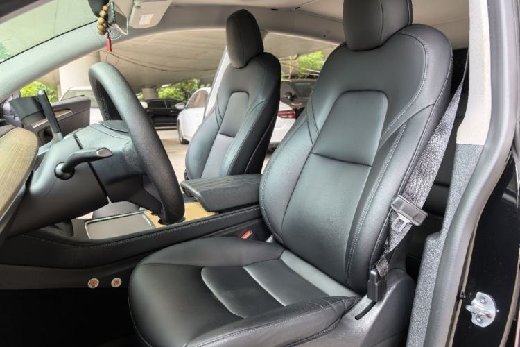 Used Tesla Model Y 2022 Rear-Wheel-Drive Version