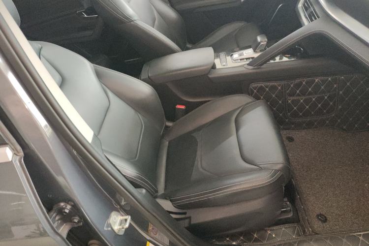 Used BYD Song Pro 2019 1.5T Automatic Luxury Model Right Front Seat