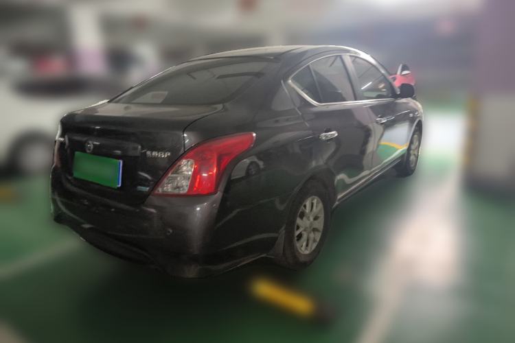 Used Nissan Sunny 2014 1.5XE Manual Elite Edition Rear Right 45 Deg