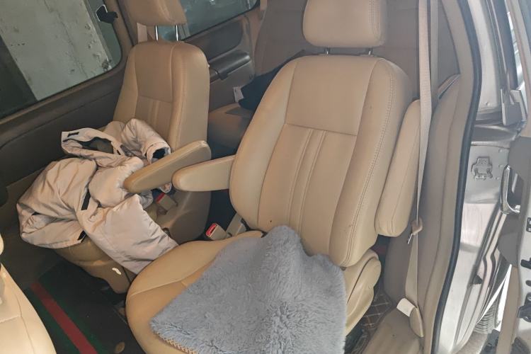 Used Buick GL8 2014 2.4L Classic Edition