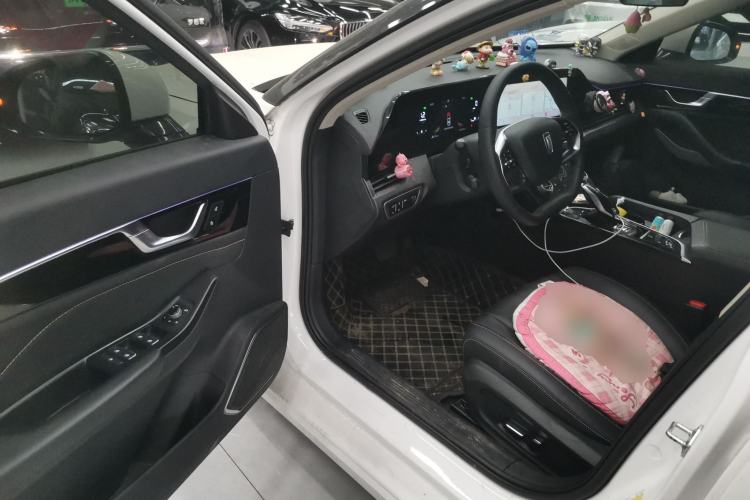 Used Bestune B70 2023 Third Generation 1.5T Automatic Enjoyment Version Driver Seat