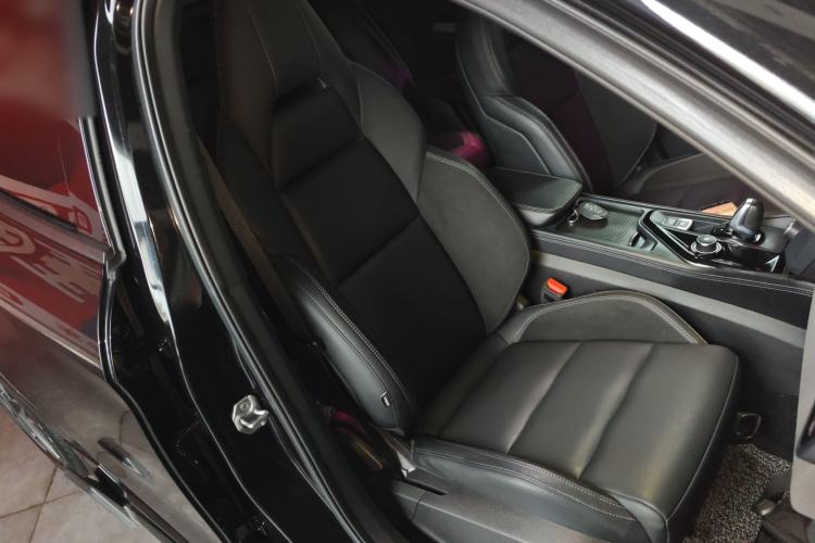 Used Lynk & Co 03 2022 2.0TD DCT GenioPlus
