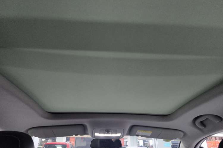 Used Roewe RX5 2019 20T Two-Wheel Drive Automatic Ali Smart Connectivity Platinum Edition