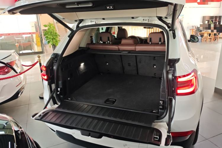 Used BMW X5 2019 xDrive40i Base Model Middle East
