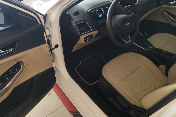 Used Ford Escort 2015 1.5L Manual Comfort Model