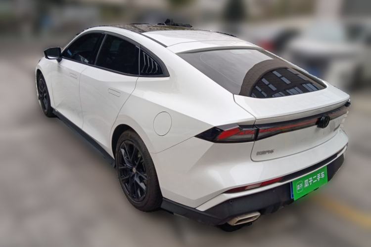 Used CHANGAN UNI-V 2024 1.5T Prestige Edition