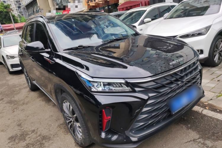 Used Dongfeng Fengon 580 2022 1.5T Automatic Luxury Edition Front Right 45 Deg