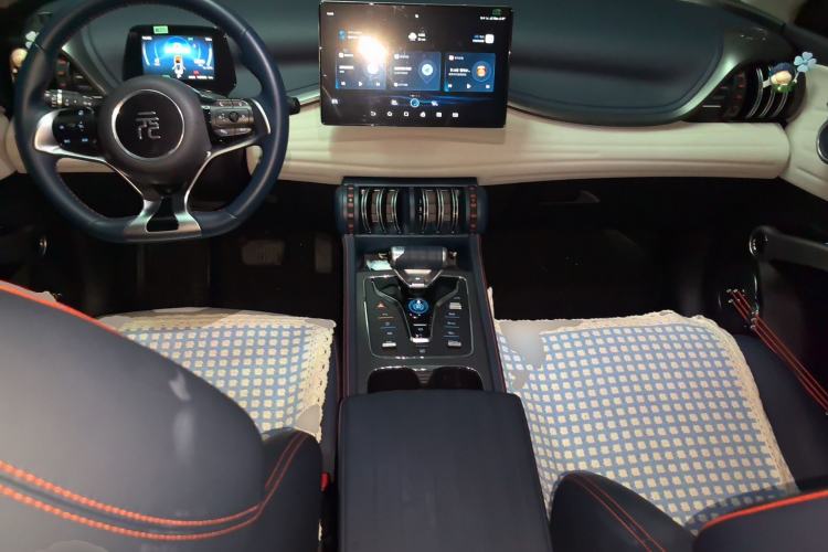 Used BYD Yuan PLUS 2022 430 km Luxury Version Center Console