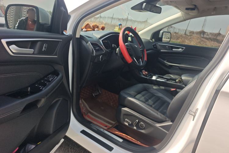 Used Ford Edge 2020 EcoBoost 245 Two-Wheel Drive Titanium 7-Seater
