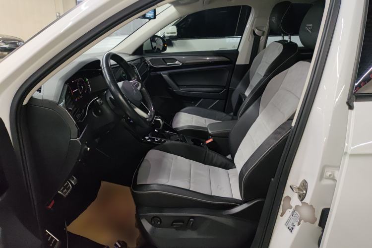 Used Volkswagen Tayron X 2020 330TSI Two-Wheel Drive Luxury Smart Connectivity Version Left Front Seat