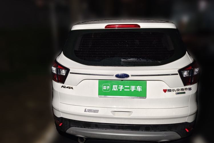 Used Ford Kuga 2017 EcoBoost 180 Two-Wheel-Drive Tiger Leap Model
