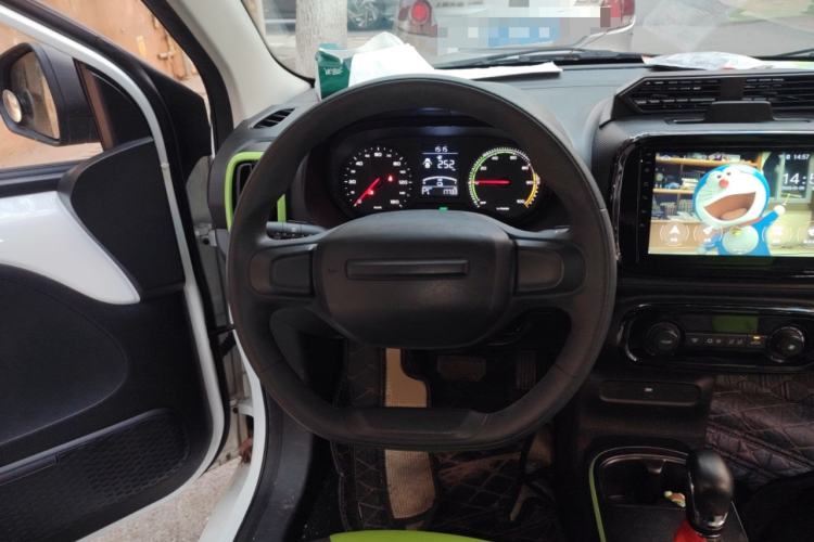 Used Roewe Clever 2021 302 km New Four-Seater Super-Efficient Version