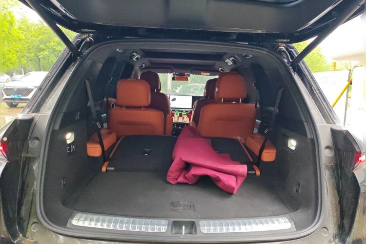 Used Li Auto L8 2024 Max
