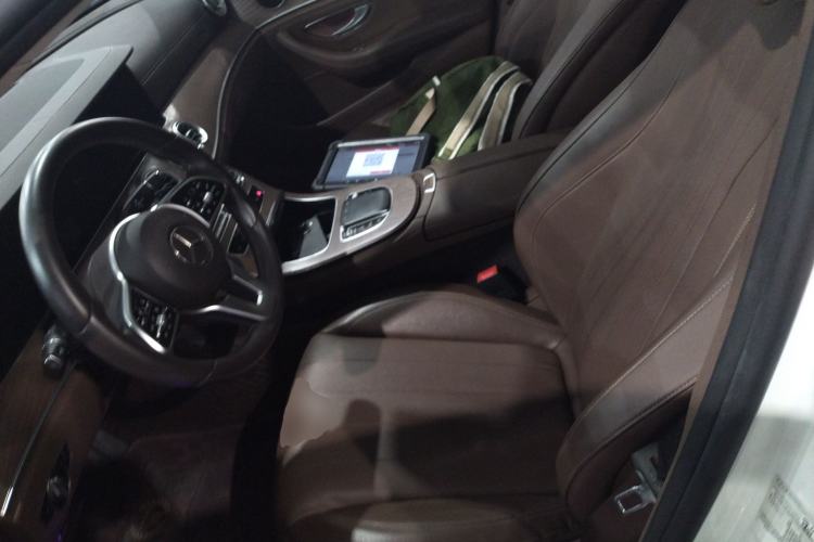 Used Mercedes-Benz E-Class 2019 Facelifted E 300 L Stylish Version Left Front Seat