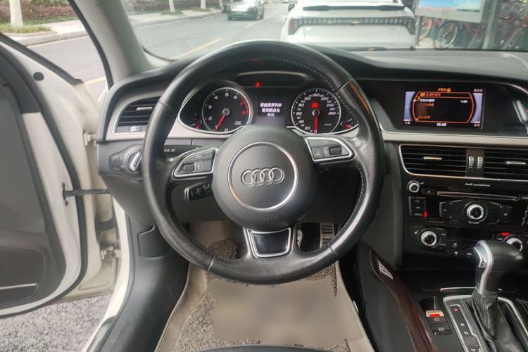 Used Audi A4L 2015 35 TFSI Automatic Comfort Model
