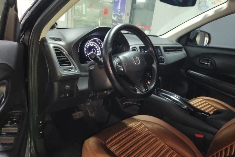 Used Honda Vezel 2015 1.5L CVT two-wheel drive Comfort trim Driver Seat