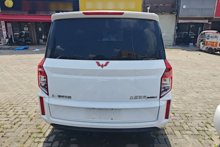 Used Wuling Hongguang PLUS 2020 1.5L Manual Comfort 7-Seater