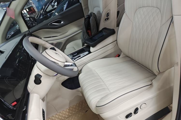 Used VOYAH Dream 2022 0-Emission Edition Dream+ Smart Range Package – 605 km