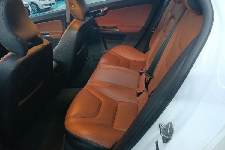 Used Volvo S60 2018 S60L T4 Smart & Ambitious Edition