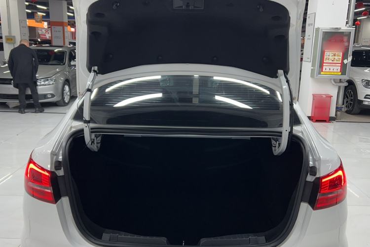 Used Ford Escort 2019 Revised 1.5L Automatic ZhiXiang Version (Tire Pressure Monitoring) China VI Standard
