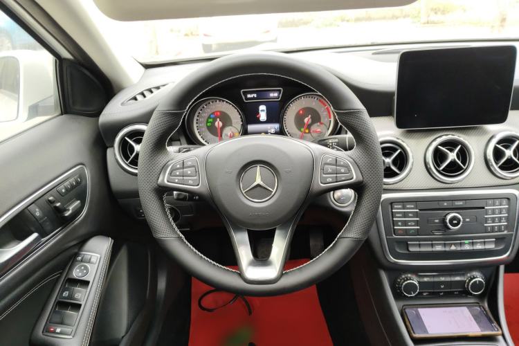 Used Mercedes-Benz GLA 2016 GLA 200 Fashion Model Steering Wheel