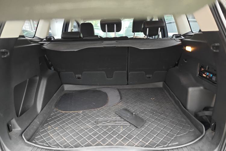 Used Ford Kuga 2015 1.5L GTDi Two-Wheel Drive Fashion Edition Trunk