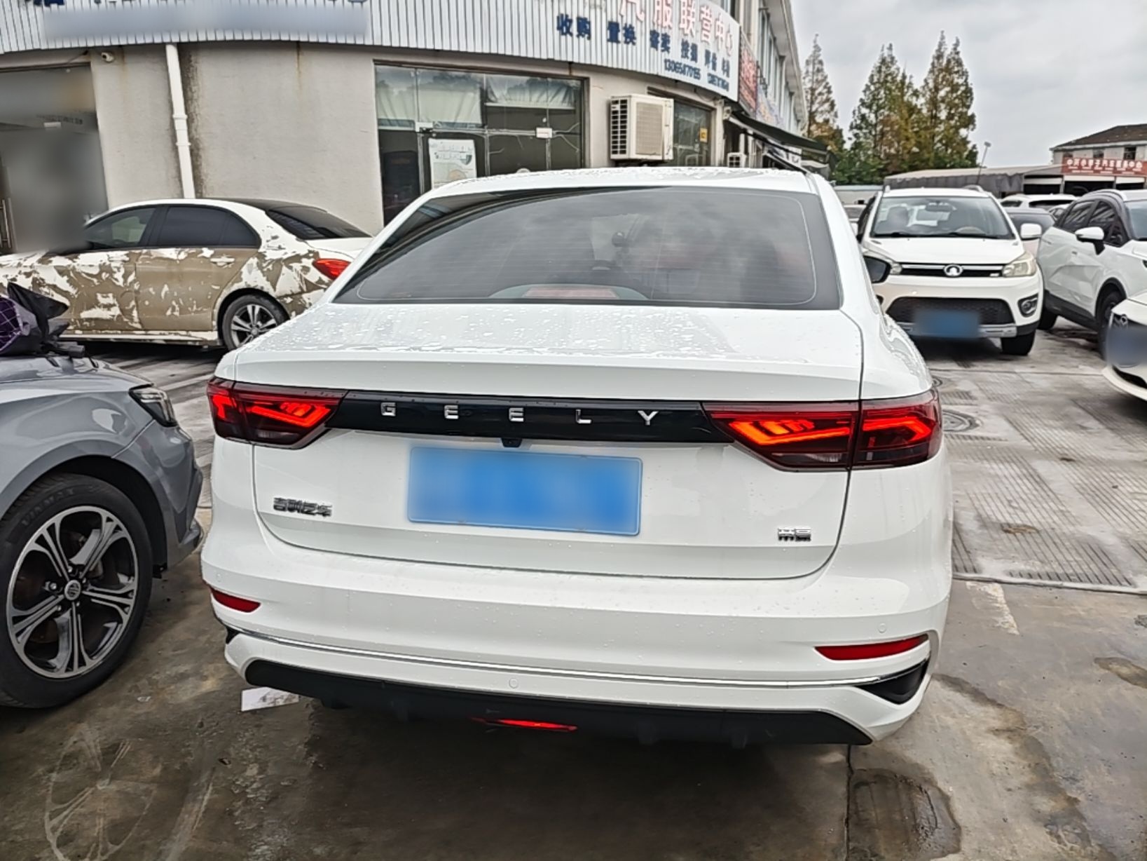 Geely Auto Emgrand 2023 4th Generation Champion Edition 1.5L CVT Luxury Model — снимка 5