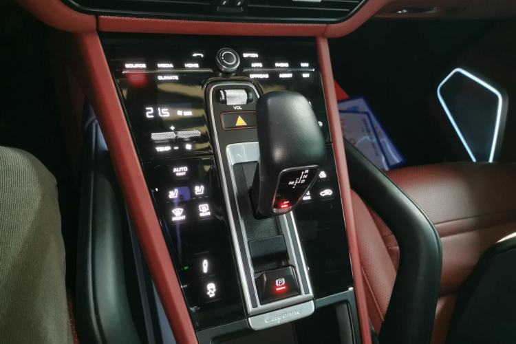 Used Porsche Cayenne 2023 Cayenne 3.0T Gear Lever