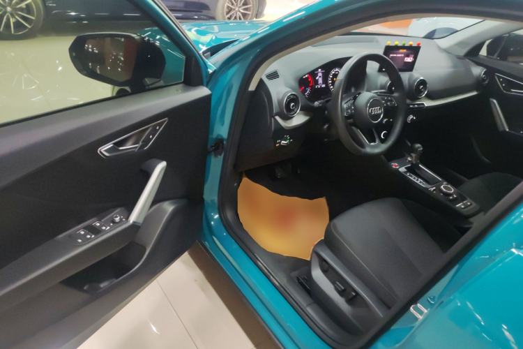 Used Audi Q2L 2021 35 TFSI Progressive Dynamic Edition
