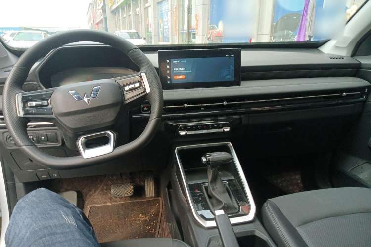 Used Wuling Alvez 2022 1.5L CVT Comfort Edition