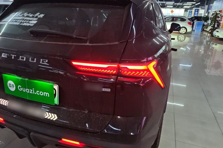 Used JETOUR Dashing i-DM 2023 1.5T DHT Lightning 01
