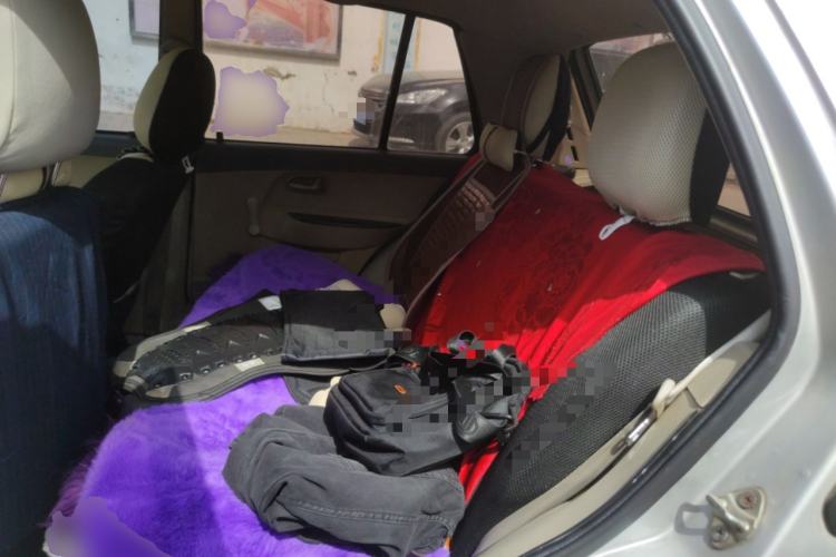 Used FAW Xiali 2011 A+ 1.0L Hatchback
