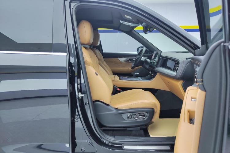 Used GAC Trumpchi ES9 2024 PHEV with 143 km Max