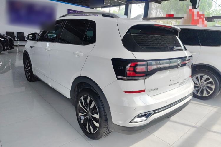 Used Volkswagen Tacqua 2020 1.5L Automatic R-Line Exterior 5