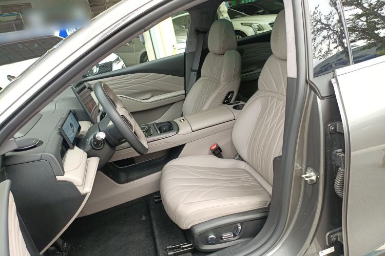 Used Geely Galaxy 8 2025 130km EM-i Flagship Edition Left Front Seat