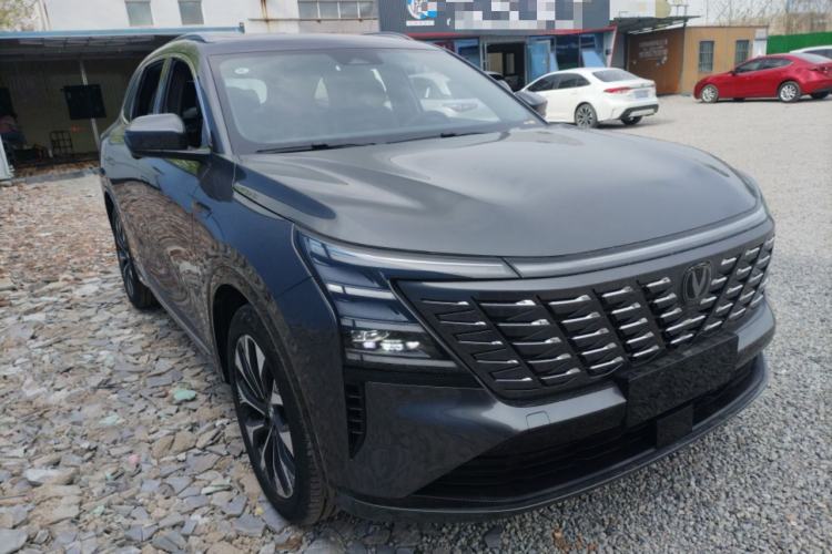 Used CHANGAN CS75 PLUS 2025 4th Generation UItra 2.0T New Blue Whale – Smart & Powerful Version