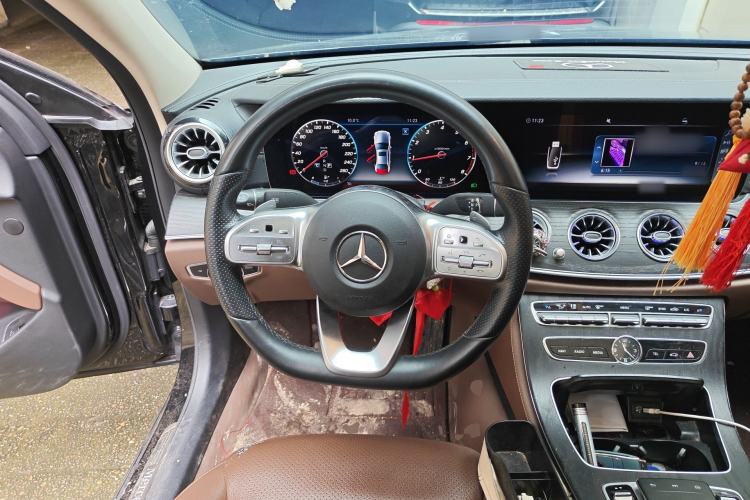 Used Mercedes-Benz E-Class 2020 Restyled E 300 L Sporty and Stylish Edition Steering Wheel
