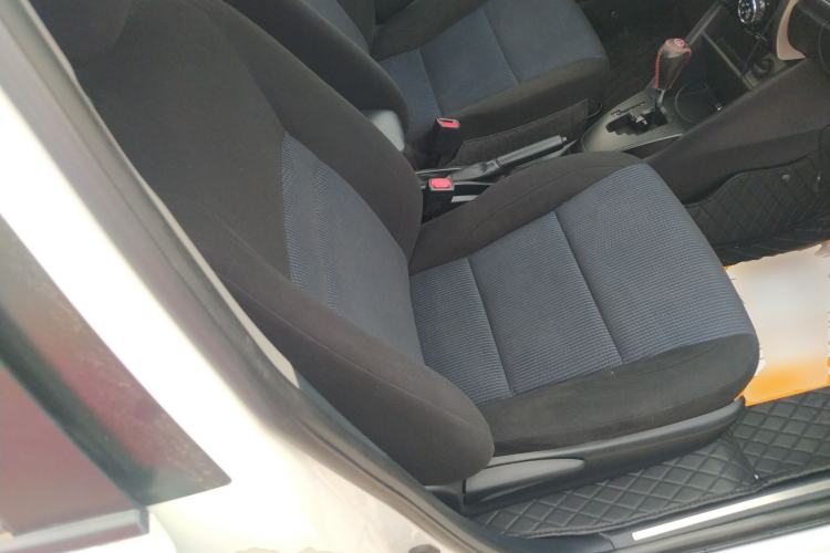 Used Toyota YARiS L Zhi Xiang 2018 1.5E CVT Champion Limited Edition Right Front Seat